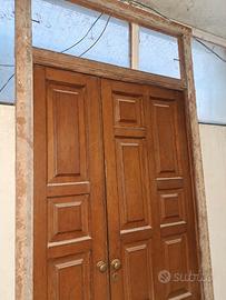 Portone in legno massello