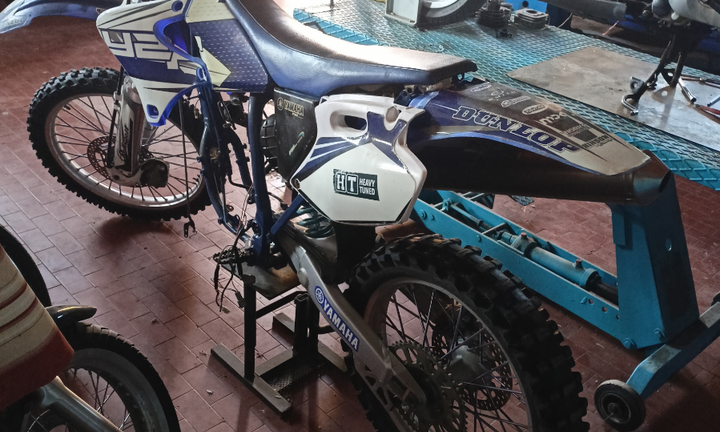 Yz 400