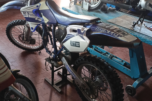 Yz 400