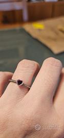 Anello pandora cuore rosso