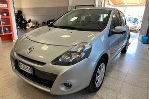 Renault Clio 1.2 cc. 75 cv. 16V De Luxe NAVIGATORE