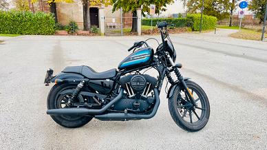 Harley Davidson sportster iron 1200