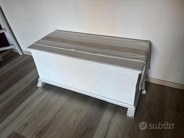 Casaapanca in legno bianca