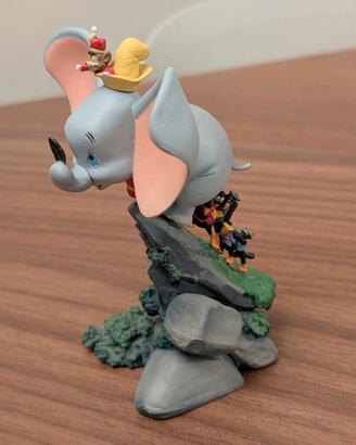 Statuetta Dumbo che inizia a volare