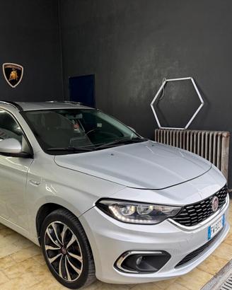 Fiat Tipo 1.6 Mjt S&S 5 porte S-Design