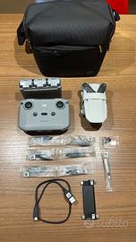 Drone DJI Mini 2 Fly More Combo