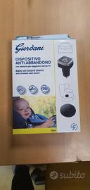 Dispositivo anti abbandono con sensore per seggiol