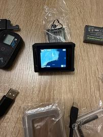 GoPro HERO4 Silver + self + 4 batterie + accessori