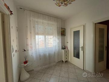 2 LOCALI A RIVALTA DI TORINO