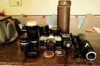 Reflex analogica Petri FT II con obiettivi Tamron