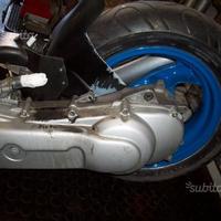 Blocco motore honda-peugeot verticale 75cc