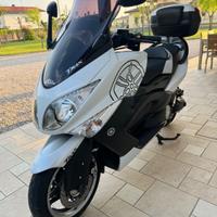 Yamaha T Max - 2010