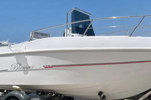 Barca blumax open 23 piedi (7,20 mt)