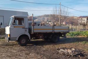 Autocarro Fiat 60-10