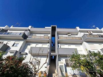 Appartamento di 130 m² con 4 locali e box auto a N