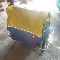 Carrello biposto per biciclette