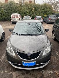 Lancia Ypsilon 2016 silver 1200 benzina