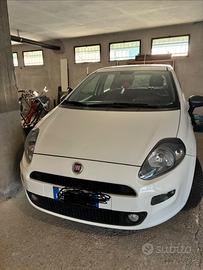 Fiat punto Young 2015 benzina