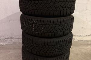 Set completo 4 Gomme Invernali + Cerchi acciaio