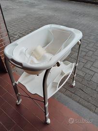 vasca bagnetto e fasciatoio 