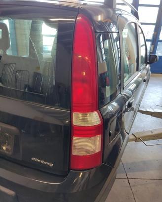 Fanale posteriore sinistro FIAT PANDA del 2004