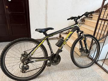 Mountain Bike BOLT MX – 21 Velocità – Soli €70!