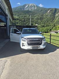 Isuzu d max