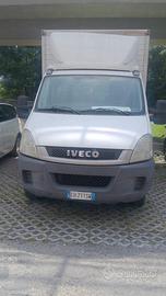 Iveco Daily 35C14 3.0 con Sponda Anteo e Box