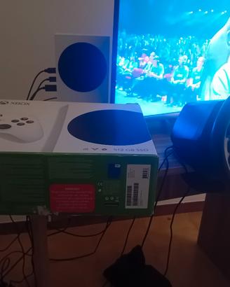 XBOX SERIES + 1 CONTROLLER + VOLANTE THRUST T128