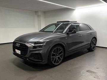 Audi Q8 Audi Sport 50 TDI quattro 210(286) kW...