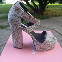 Sandali con tacco effetto pitonato taglia 37