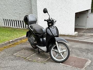Scarabeo 100 4t