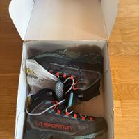 Scarponi donna la sportiva aequilibrium goretex