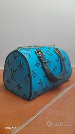 VASO A FORMA DI BORSA