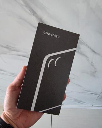 Samsung Z Flip 7 512gb Black nuovo