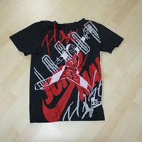 Maglietta jordan con grafiche