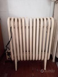 Radiatore elettrico antico