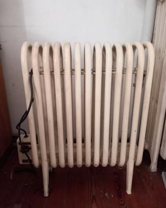 Radiatore elettrico antico