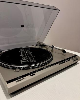 Giradischi Technics SL-D30