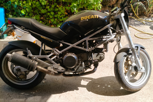 Ducati Monster 600 dark '98