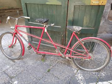 Bicicletta Tandem