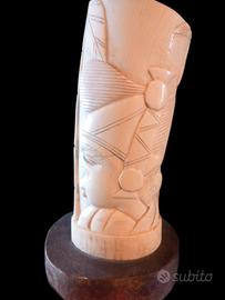 scultura intagliata a mano 