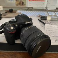 Nikon 5200 con due obiettivi