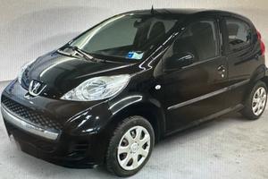 Peugeot 107 1.0 68CV 5p. Sweet Years