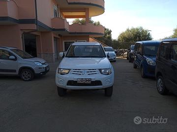 Mitsubishi L200 2.5 DI-D 4x4 2 porte 190000KM