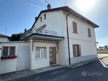 MINIAPPARTAMENTO IN BIFAMILIARE