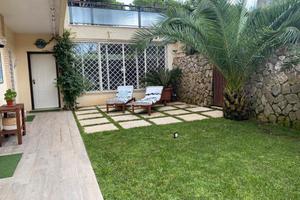 Appartamento con giardino in residence lato mare