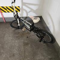 bmx bicicletta