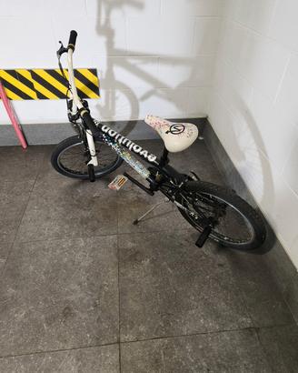 bmx bicicletta
