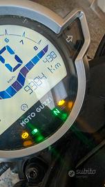 Moto Guzzi V7 Stone nera – 9.400 km